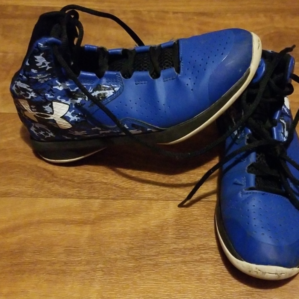 Boys under armour shoes